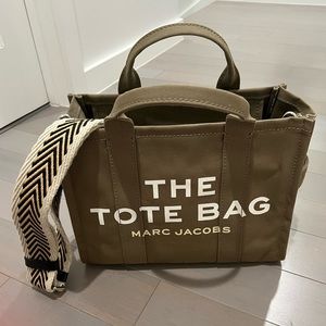 Marc Jacobs The Tote Bag Small Traveler with Upgraded Strap